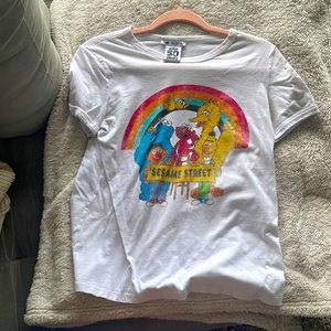 Uniqlo Sesame Street t-shirt size M